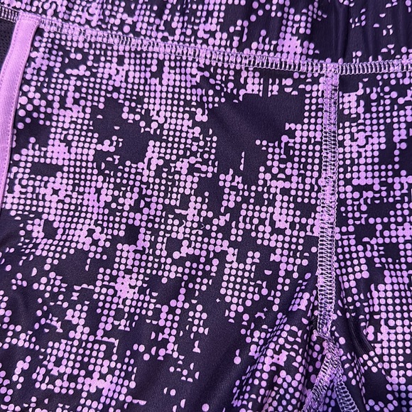 Nike Dri-Fit Patterned Spandex - Picture 2 of 7